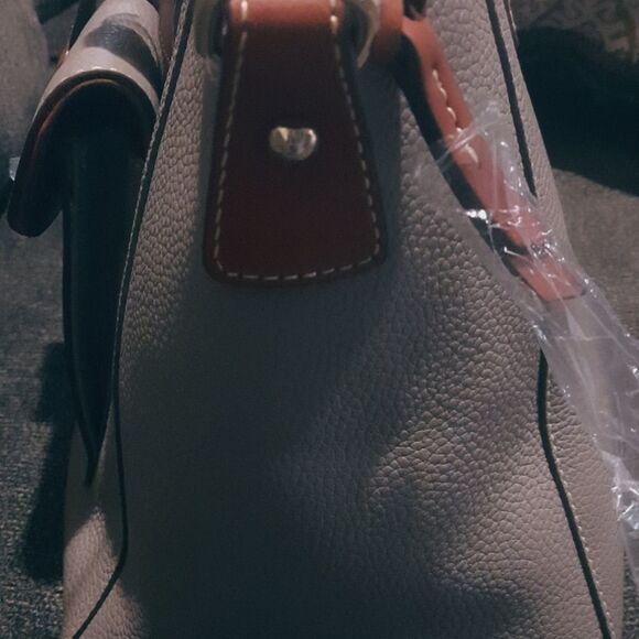Dooney and Bourke PEBBLE GRAIN NAOMI SATCHEL- Taupe - Picture 8 of 8